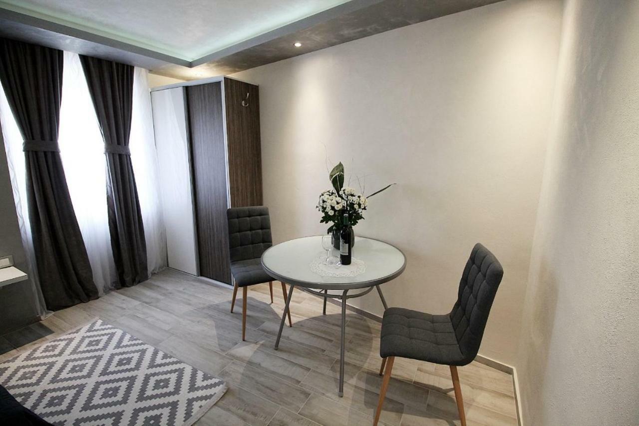 Sette Stanze Otel Poreč Dış mekan fotoğraf